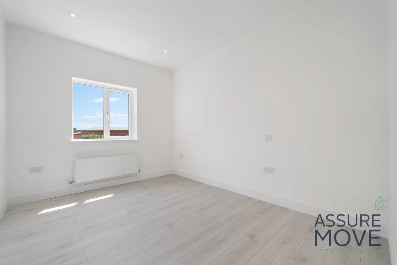 Flat 42 Crosskeys Close, London, N9 7AD, photo 8