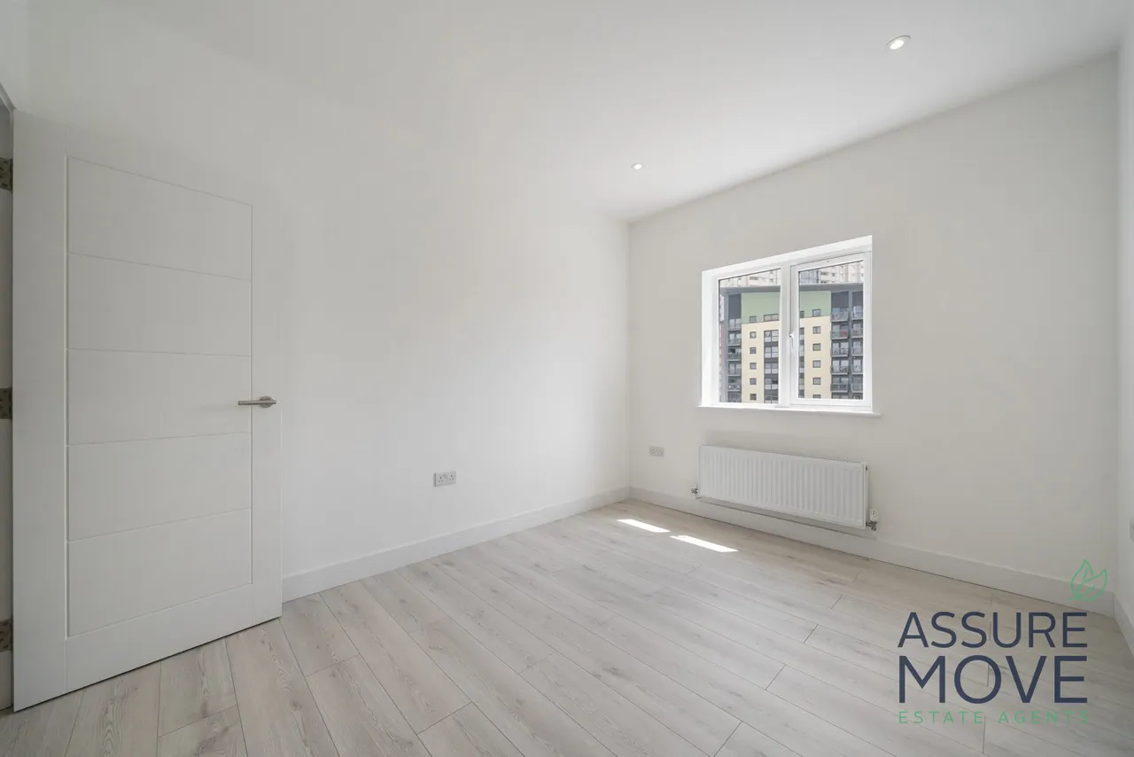 Flat 42 Crosskeys Close, London, N9 7AD, photo 9