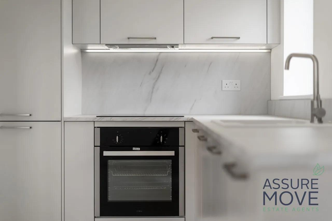 Flat 42 Crosskeys Close, London, N9 7AD, photo 2