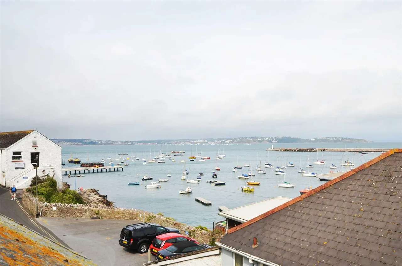 Overgang Road, Brixham, photo 5