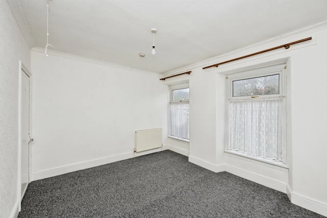 Frondeg Terrace, Llanelli, SA15, photo 10