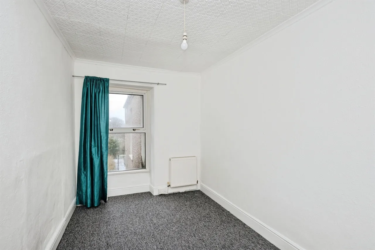 Frondeg Terrace, Llanelli, SA15, photo 14