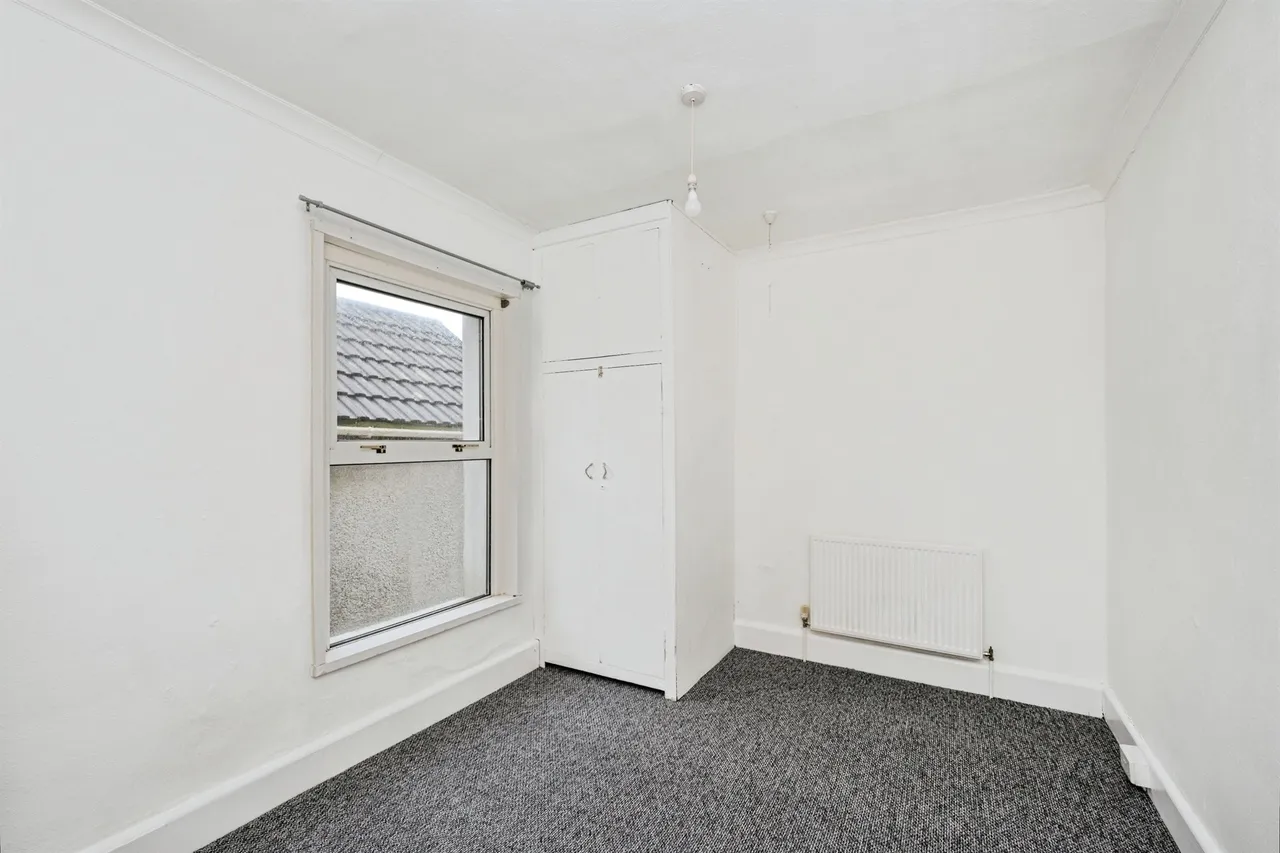 Frondeg Terrace, Llanelli, SA15, photo 15