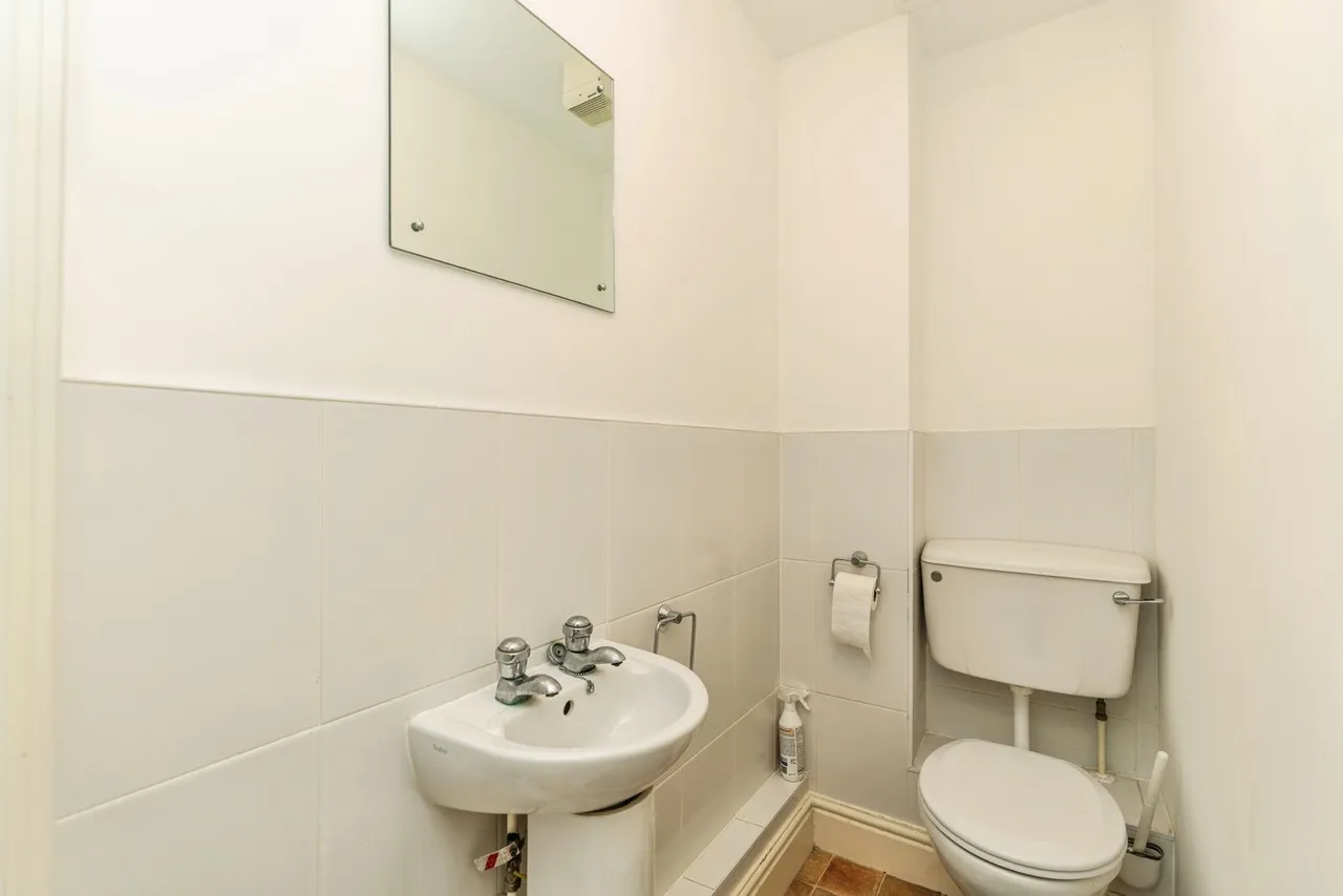 Hursley Road, Chandler's Ford, SO53, photo 9