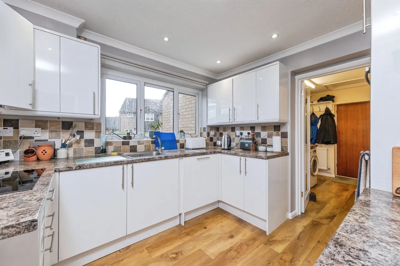 Carters Close, Sherington, MK16, photo 4
