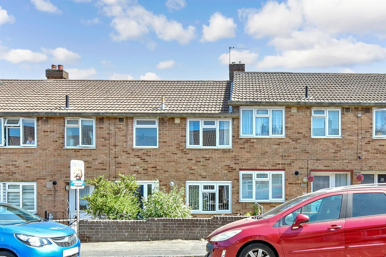 2 bed house for sale, Mayweed Avenue, Walderslade, ME5