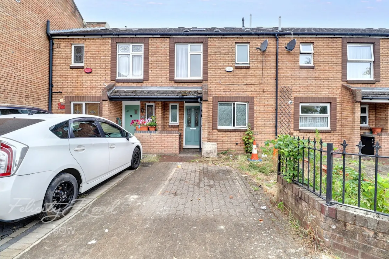 4 bed house to rent, Rectory Square, E1