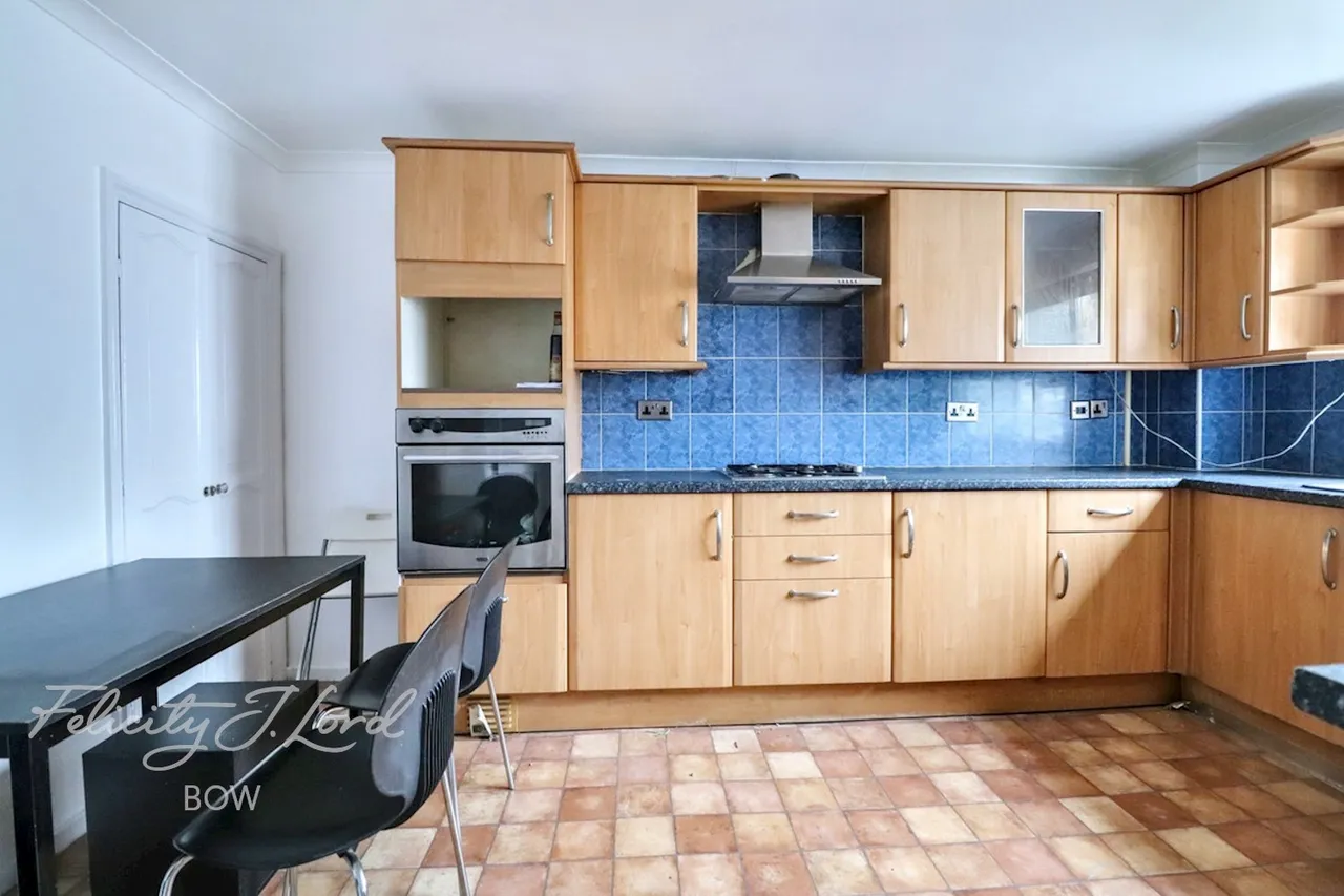 Rectory Square, E1, photo 4