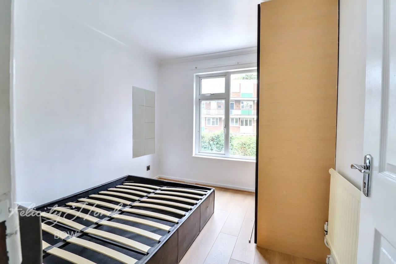 Rectory Square, E1, photo 10