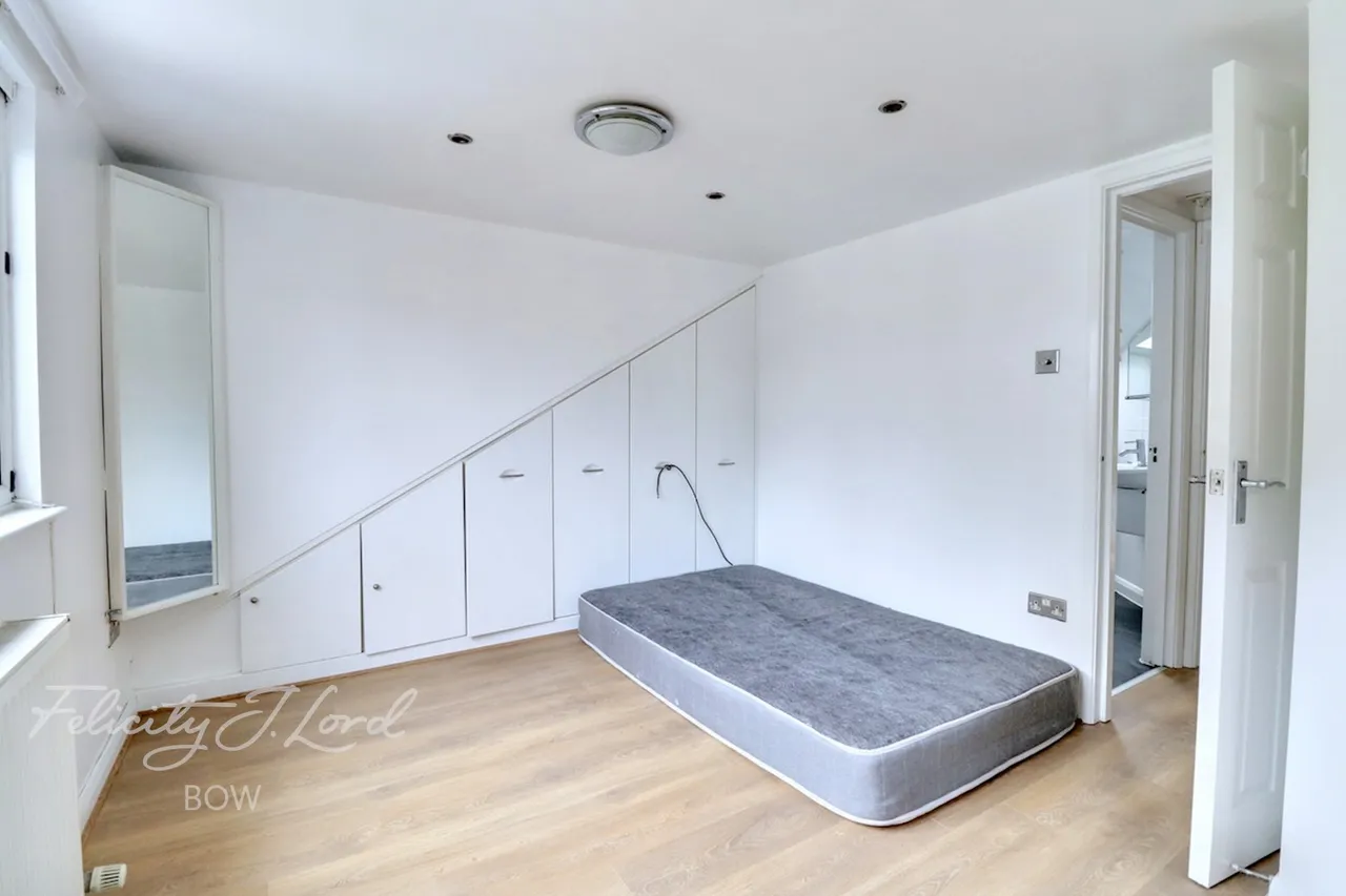 Rectory Square, E1, photo 13