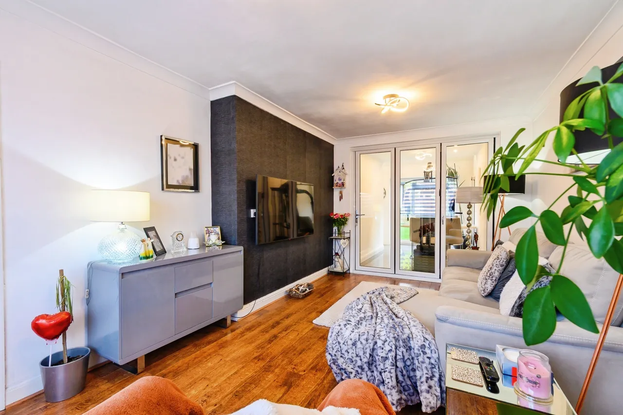 Southwood Drive, Manchester, M9, photo 5