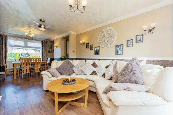 Shayfield Drive, Manchester, photo 9