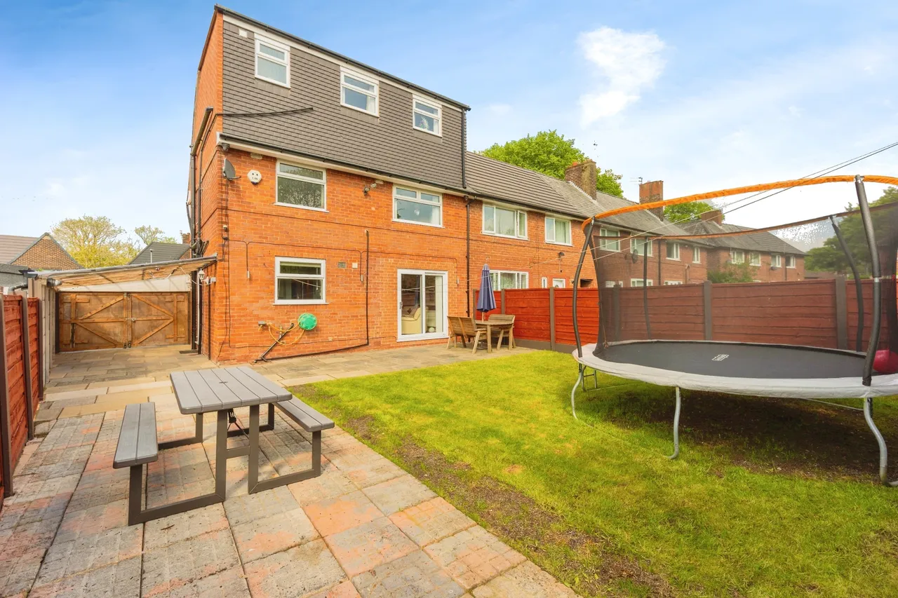 Shayfield Drive, Manchester, photo 4