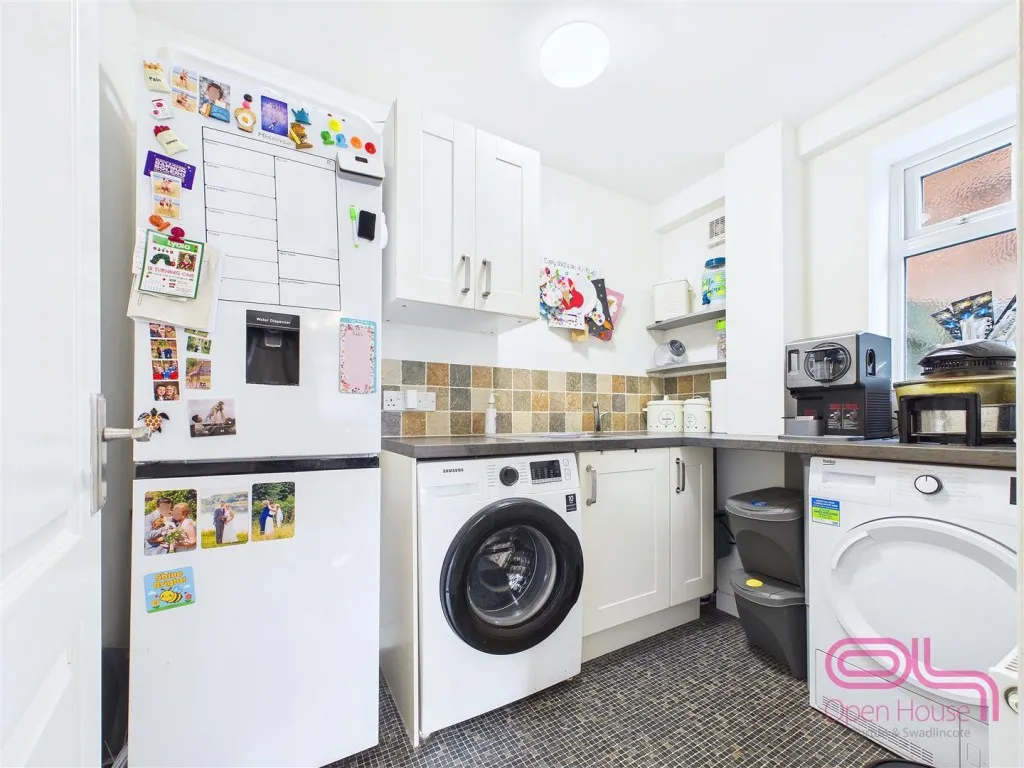 Edgecote Drive, Newhall, DE11, photo 15