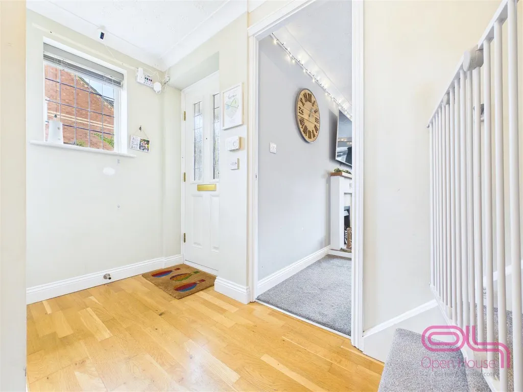 Edgecote Drive, Newhall, DE11, photo 5