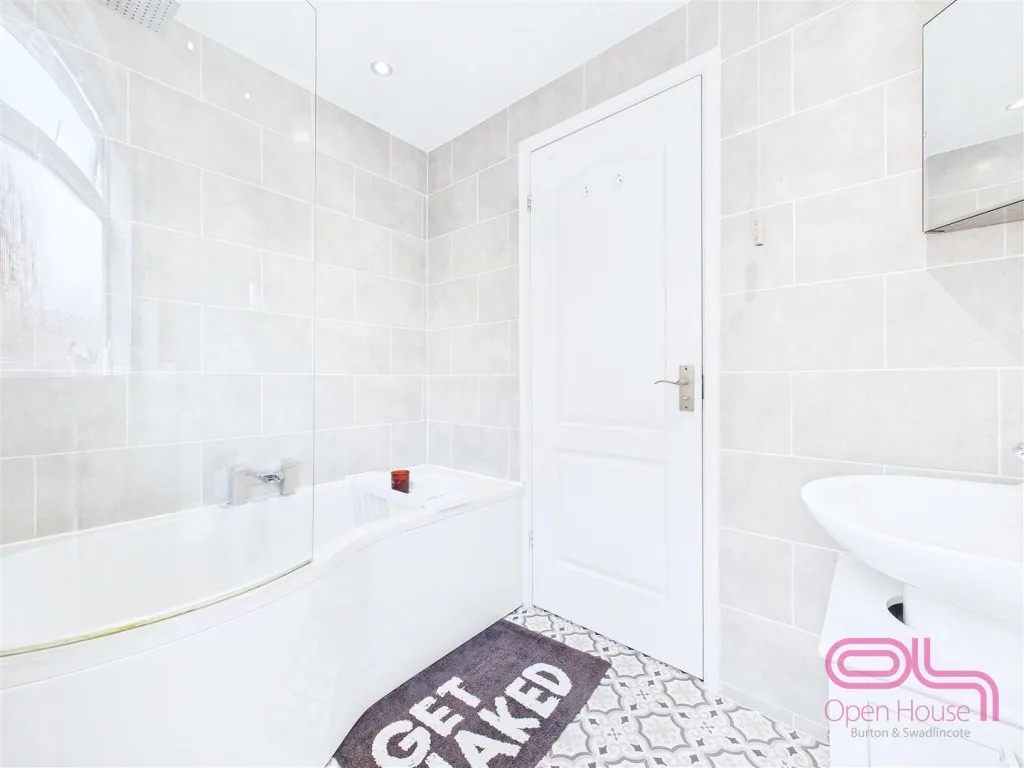 Edgecote Drive, Newhall, DE11, photo 29
