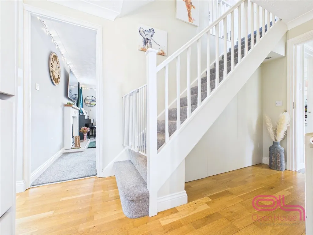Edgecote Drive, Newhall, DE11, photo 4
