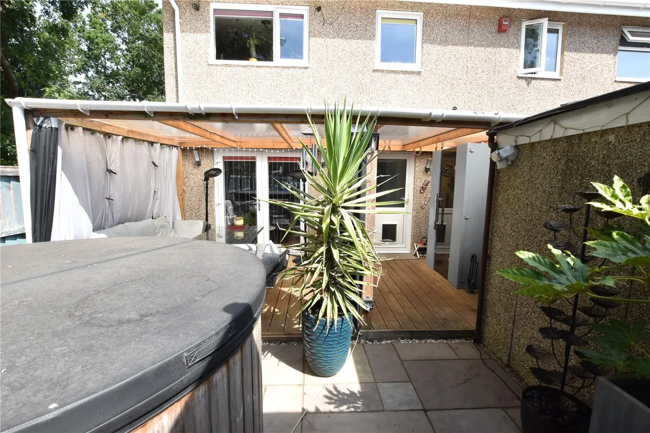 Brookhouse Road, Farnborough, Hampshire, GU14 0DP, photo 20