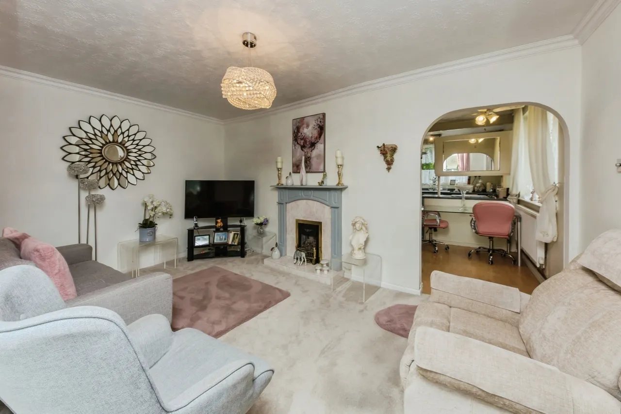 Foden Avenue, Alsager, Stoke-on-Trent, Cheshire, ST7, photo 2