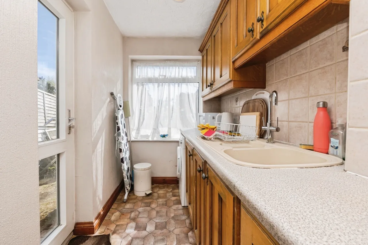 Lodge Causeway, Bristol, BS16, photo 18