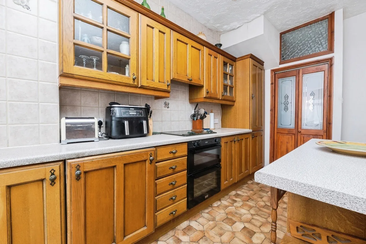 Lodge Causeway, Bristol, BS16, photo 14