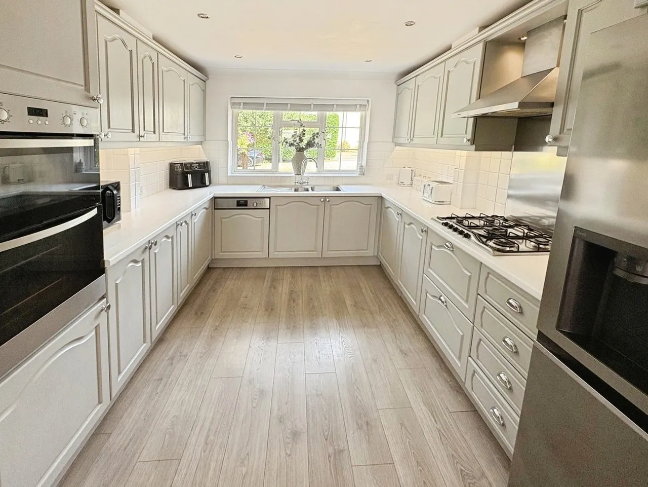 Hutton Road, Ash Vale, Surrey, GU12 5HA, photo 4