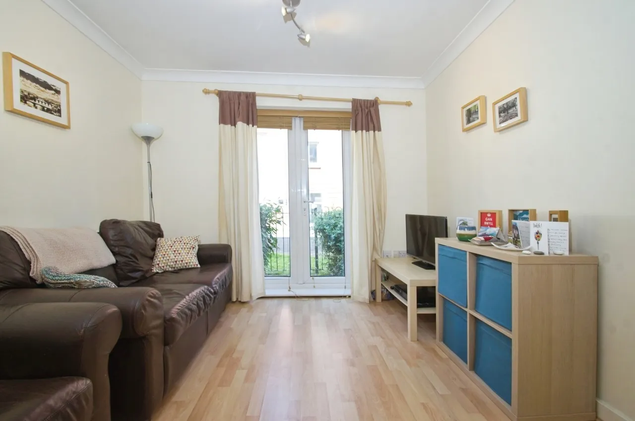 Soudrey Way, CARDIFF, South Glamorgan, CF10, photo 7