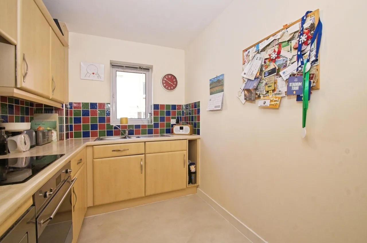 Soudrey Way, CARDIFF, South Glamorgan, CF10, photo 4
