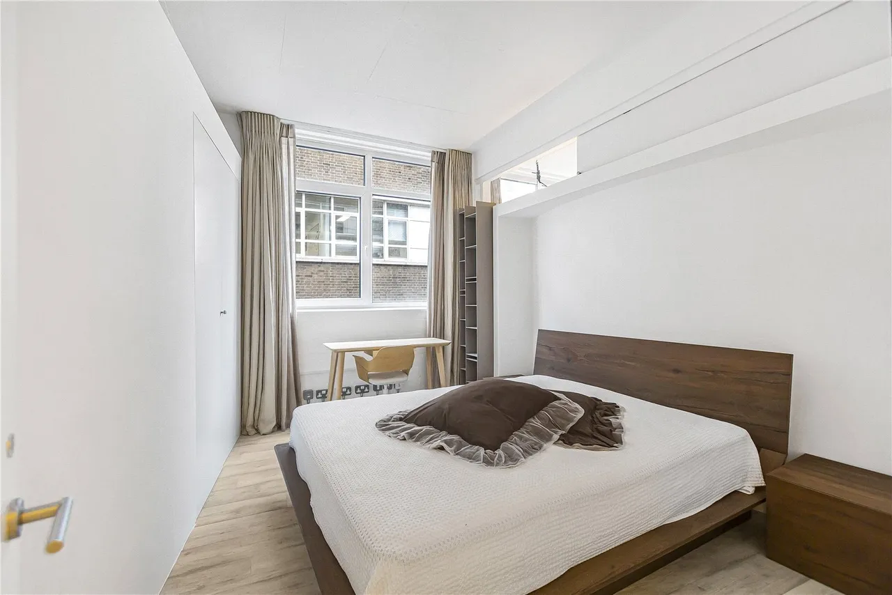 Martha's Buildings, London, EC1V, photo 9