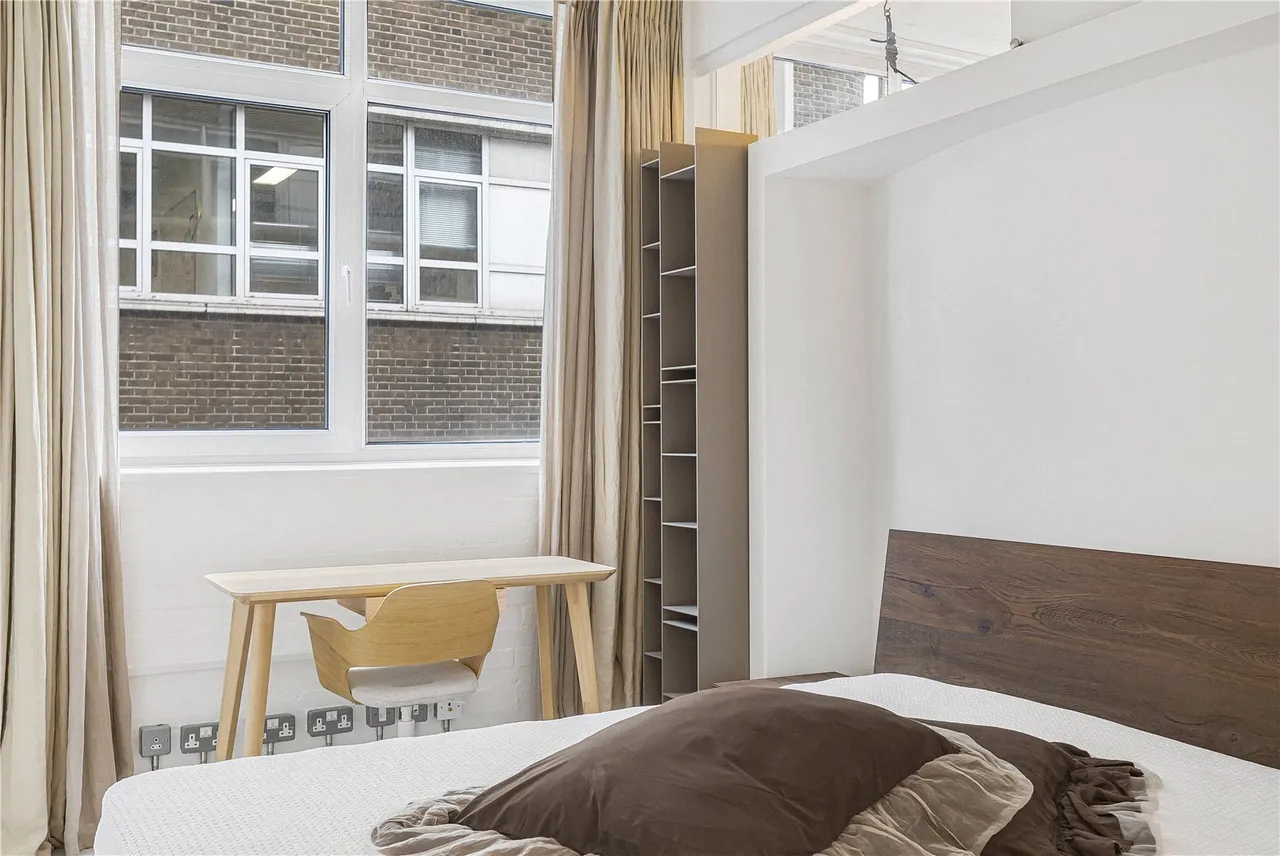 Martha's Buildings, London, EC1V, photo 13