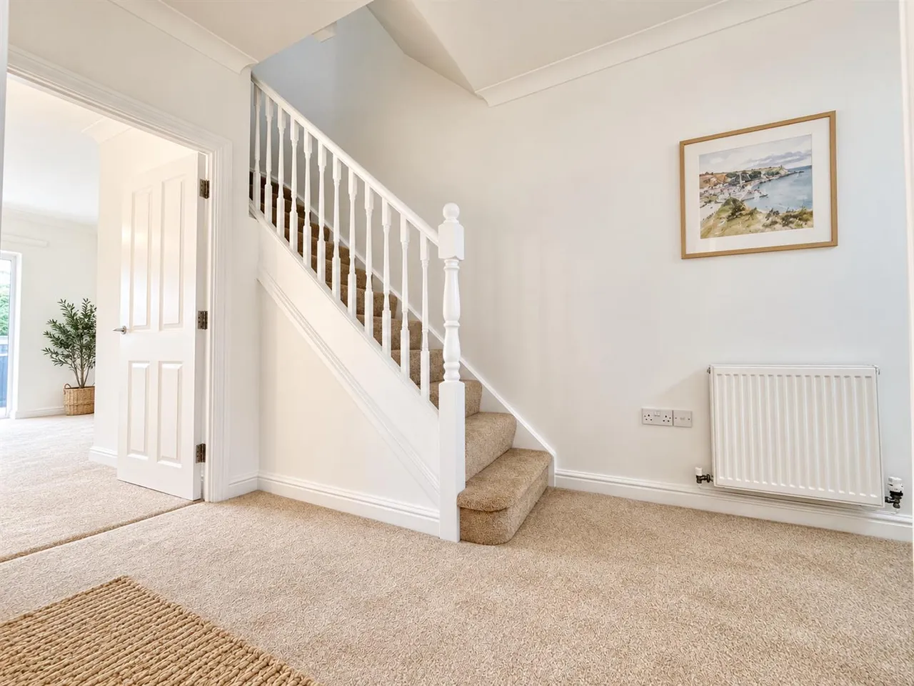 The Crescent, St Marys Hill, photo 7
