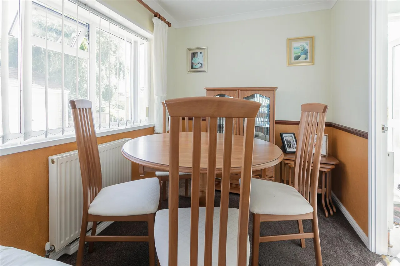 Lillybrook Estate, Lyneham, photo 5