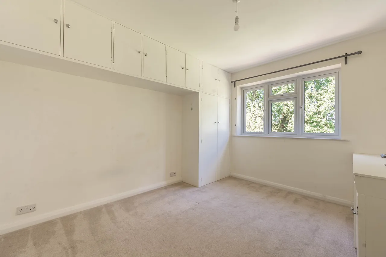 81 Anglesmede Crescent, Pinner, photo 7