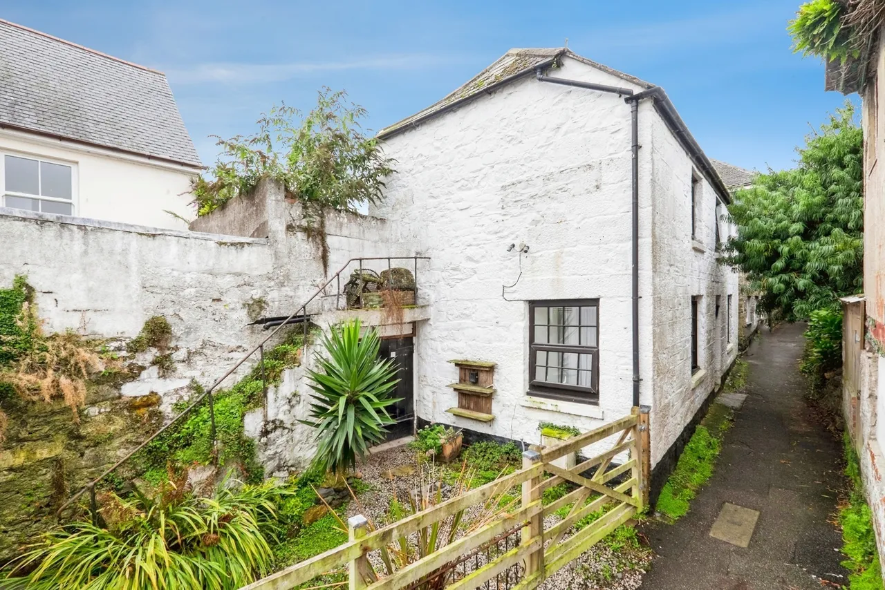 2 bed flat for sale, Foundry Lane, Newlyn, TR18
