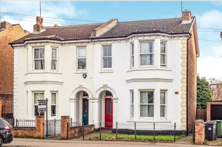 6 bed house to rent, Radford Road, Leamington Spa, CV31