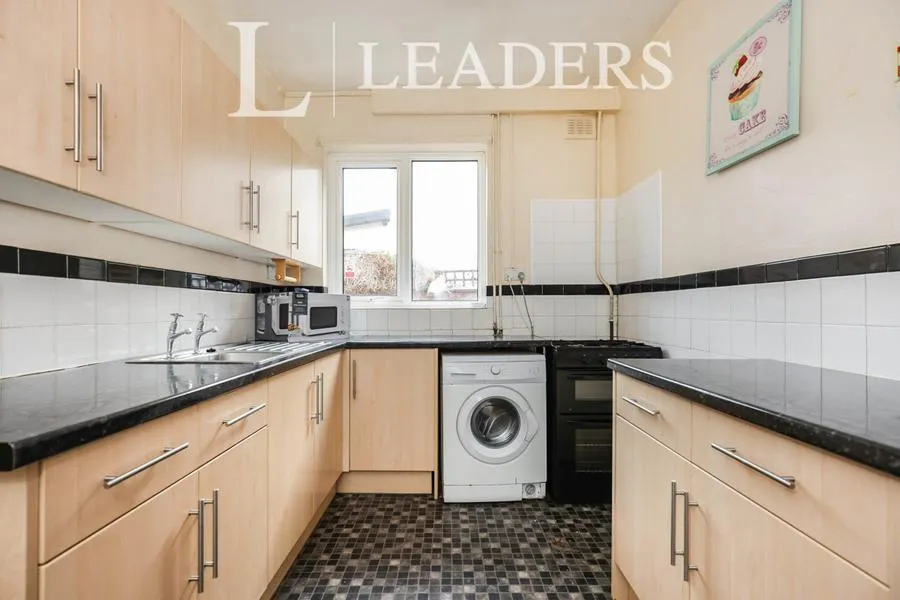 Radford Road, Leamington Spa, CV31, photo 4