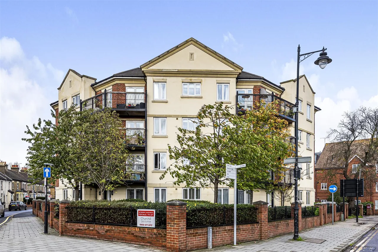 2 bed flat for sale, High Street, Orpington, BR6