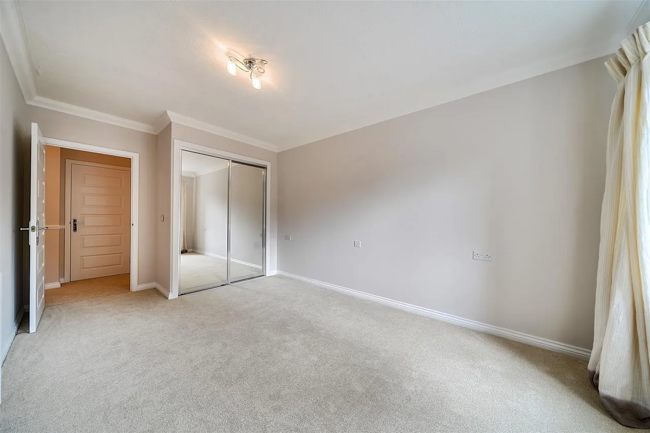 High Street, Orpington, BR6, photo 9