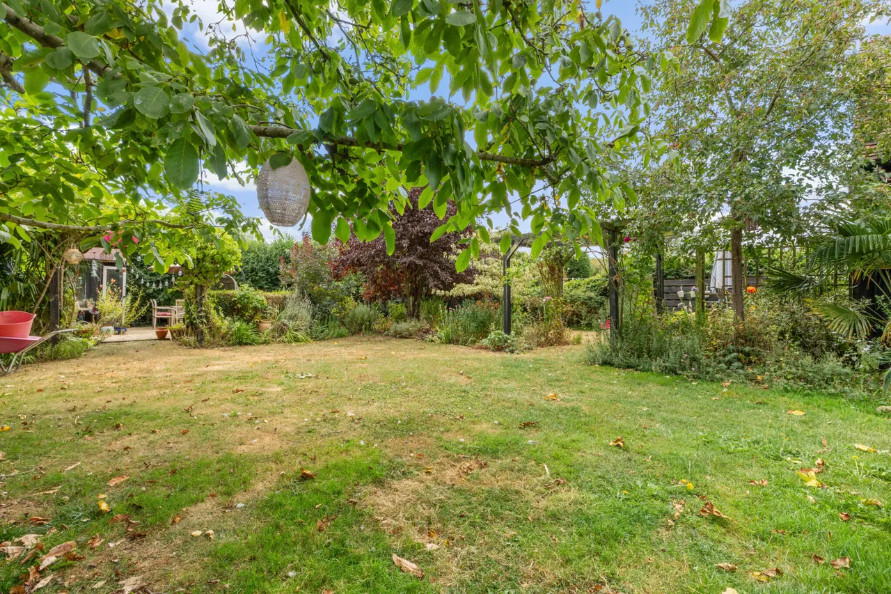 Worminghall Road, Ickford, HP18, photo 29