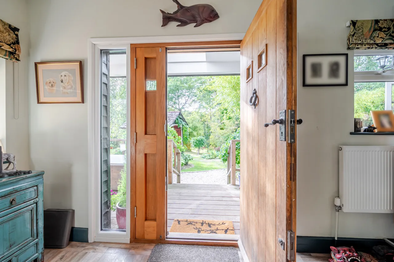 Crosswater Lane, Churt, GU10, photo 9
