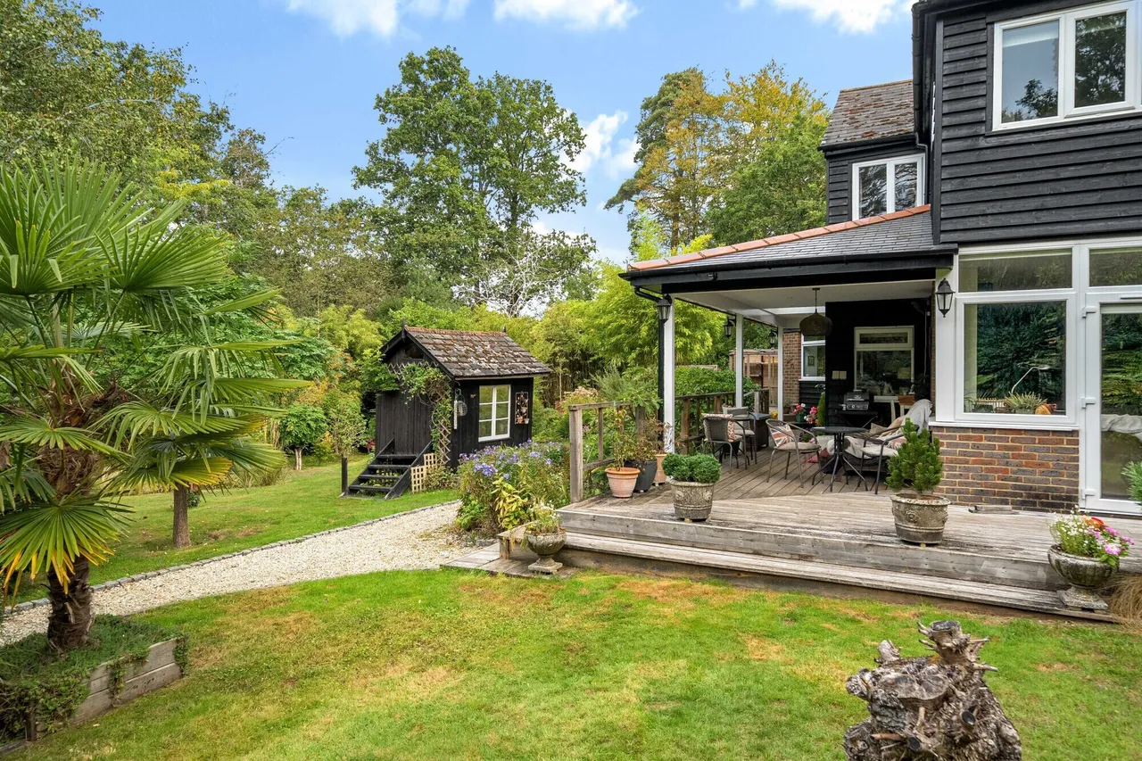 Crosswater Lane, Churt, GU10, photo 24