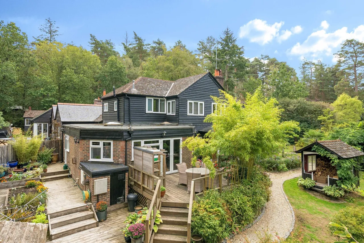 Crosswater Lane, Churt, GU10, photo 8