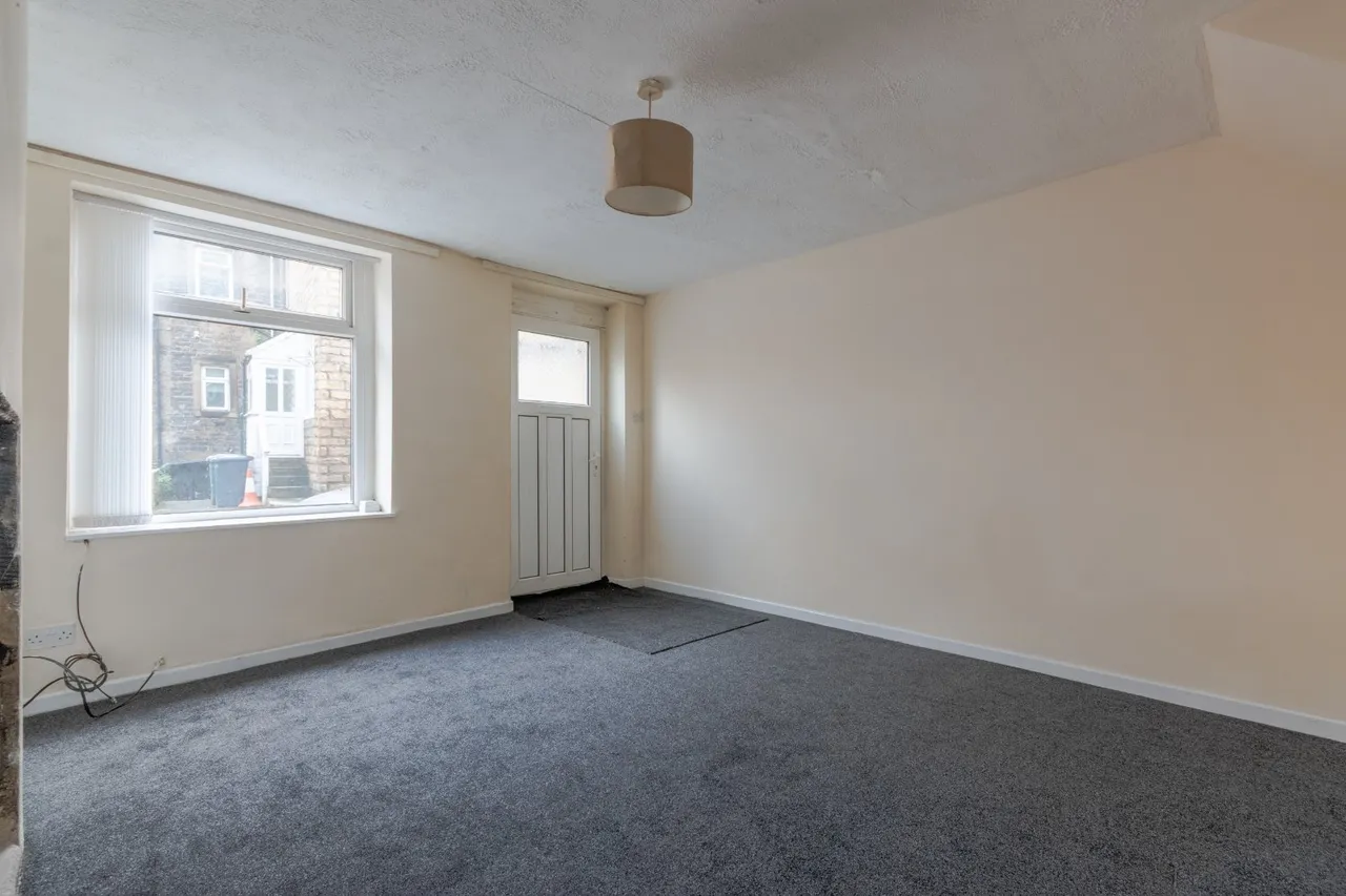 Ireland Street, Bingley, BD16, photo 3