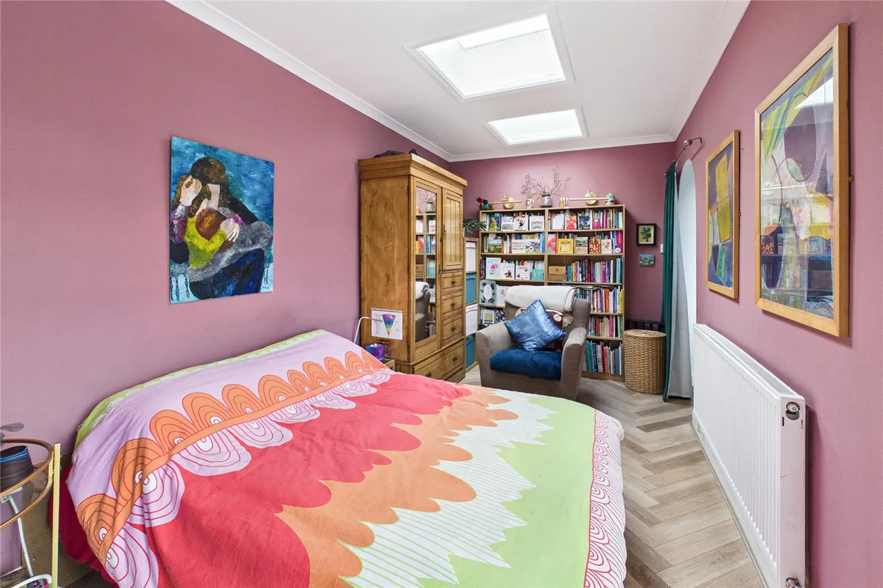 Norbury Hill, London, SW16, photo 6
