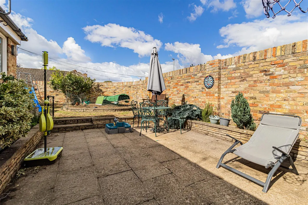 West Field, Abington, CB21, photo 19