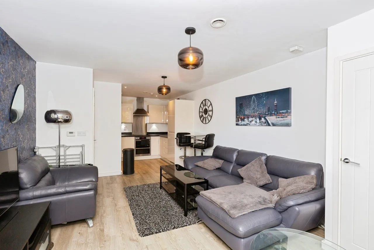 Marine Crescent, ILFORD, Essex, IG6, photo 3
