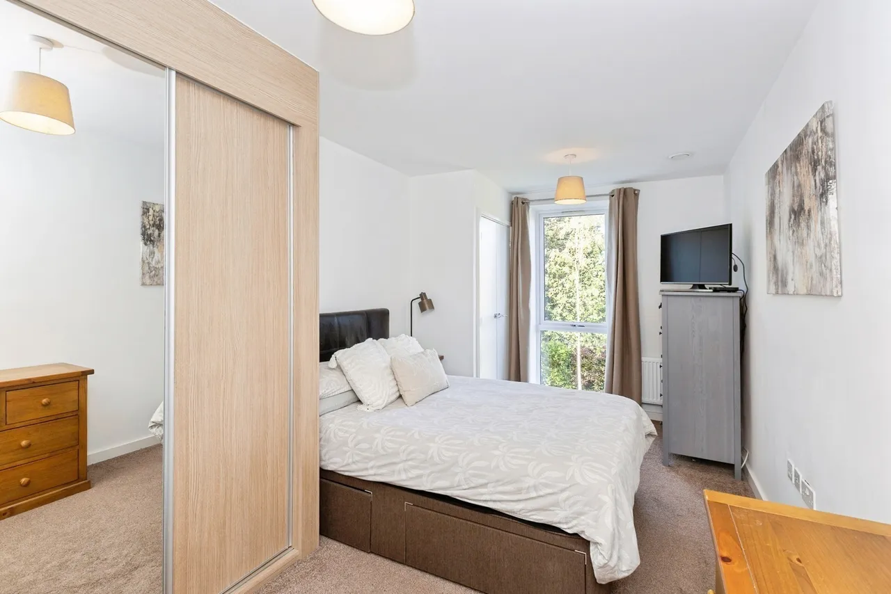 Marine Crescent, ILFORD, Essex, IG6, photo 12