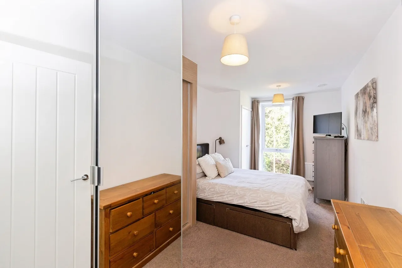 Marine Crescent, ILFORD, Essex, IG6, photo 13