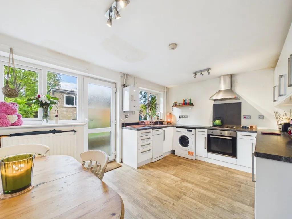 St Michaels Road, Hitchin, SG4, photo 2
