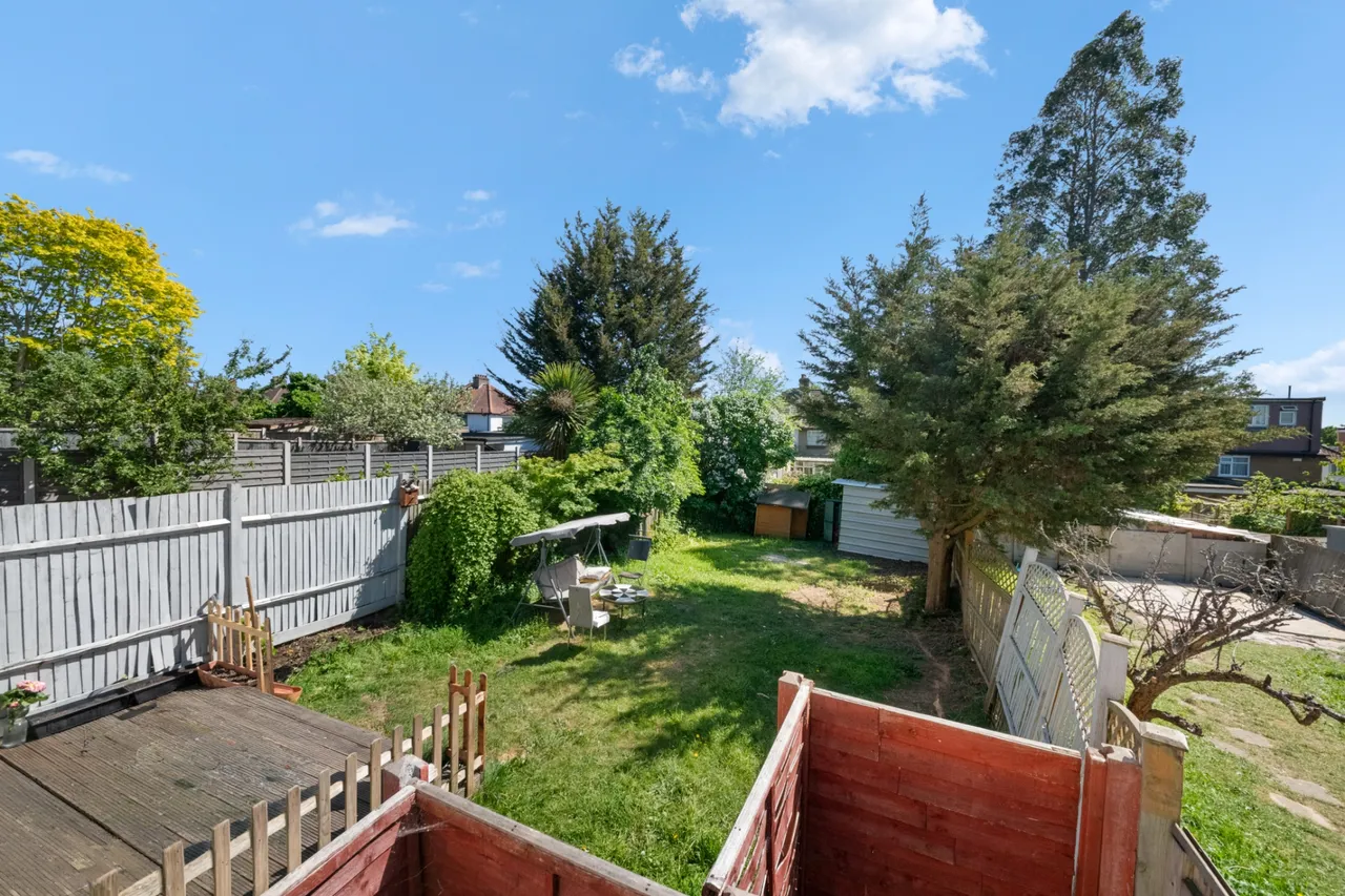 Beechmount Avenue, Hanwell, W7 3AF, photo 8